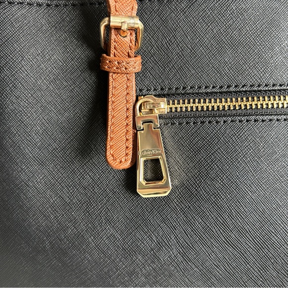 Calvin Klein Crossbody Tote Bag - Picture 6 of 12